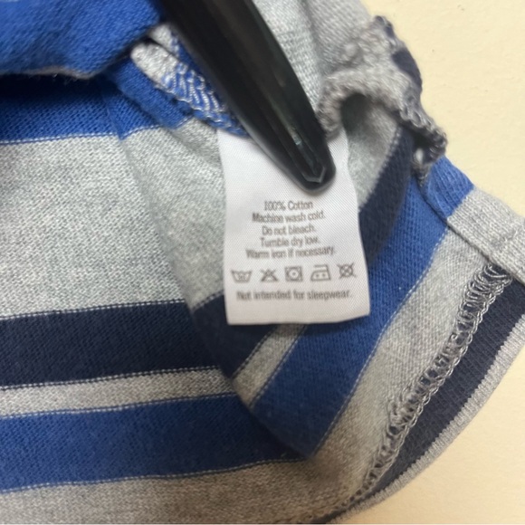 Janie and Jack boys' rugby shirt size 2T blue and grey - Picture 5 of 7